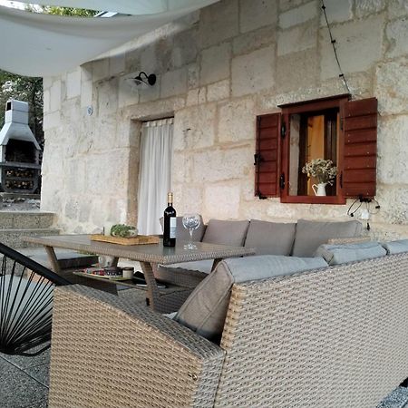 Holiday Home Mimara Korusce ภายนอก รูปภาพ