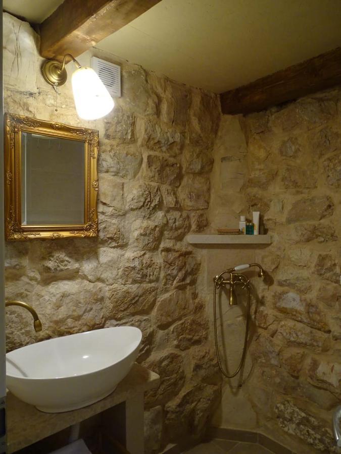 Holiday Home Mimara Korusce ภายนอก รูปภาพ