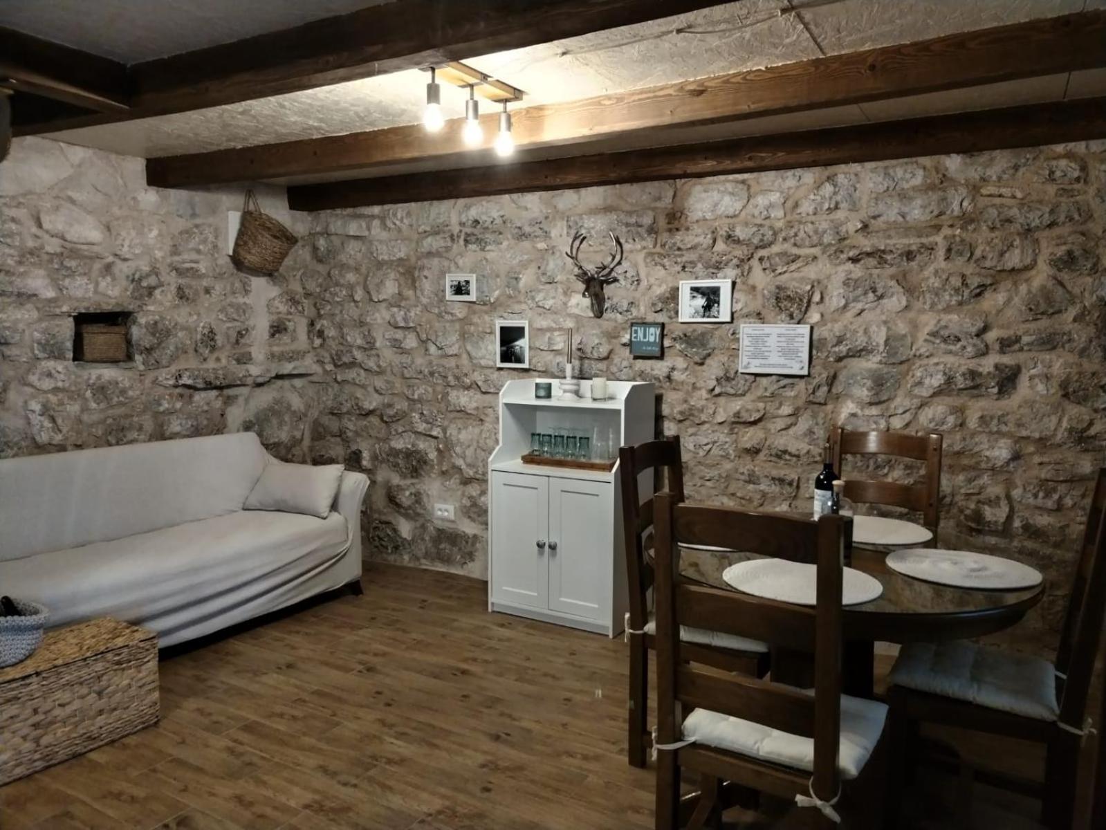 Holiday Home Mimara Korusce ภายนอก รูปภาพ